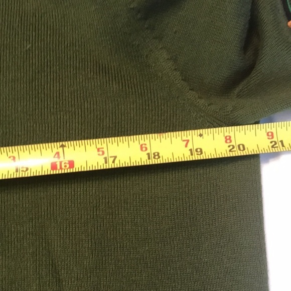 Bob Mackie Wearable Art Cardigan Sweater Embroidered Feather Detail Woman’s Med - Picture 8 of 8